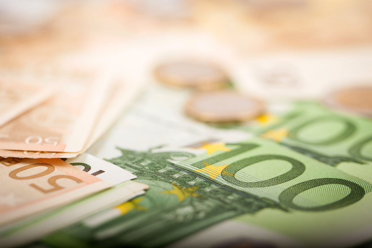 Quel salaire pour emprunter 50 000 euros ?